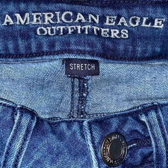 American Eagle Outfitters Jean Shorts Size 4 - Picture 2 of 3